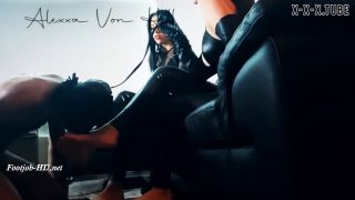 Fingering porn Mistress Alexxa Von Hell Two Pairs Of Devilicious Feet Mistress Malissia  Mistress Alexxa Von Hell -6