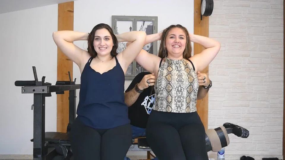 Tickle Challenges With Kiara & Lorisse BBW!