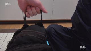 Yui Ayase I tried picking up a backpacker girl sleeping in the back alley 1080p-1