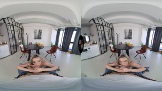 VR Porn: Kat's UltraHD Squirting Fantasies 4K Cum Show-3