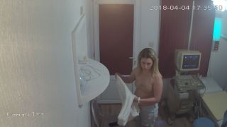 hz hz Voyeur in the doctor's office 61-2