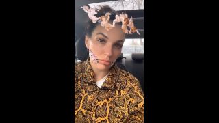 giaisabellaxx H265 2020-02-13 ad little angel does car karaoke-2