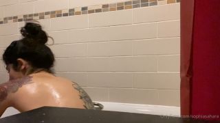 free video 49 Mistress Sophia Sahara – You  wish  you  were  My  dirty  bath  water Foot | dirty talking | pov neck fetish porn-6