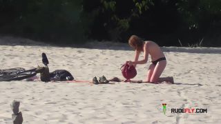 Nude Beach - Hot Women Caught on Camera  3-8