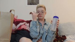 Pearl Sinclair hevc Pearl Sinclair Watch-Me-Eat-Hot-Wings-11-17-2019-2