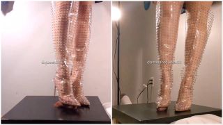 7102 Amateur Bootjob in Spiked Boots 5-6