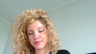 Webcam Solo Secrets: Sensual Posing Techniques Revealed-7