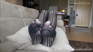 DIANE ANDREWS - RUB MY FEET Video Sex Download Porn-7