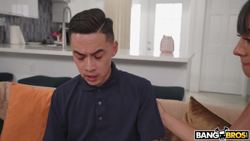 Sasha Pearl - Mom Is Horny - Brunette