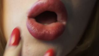 Babyheavanian - Lipstick Try on Close to camera - Handpicked Jerk - Off Instruction - Babyheavanian-2