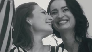 A Female Photographer Fell In Love With A Model And Had (Amateur porn) Leanne Lace, Sylvia-1