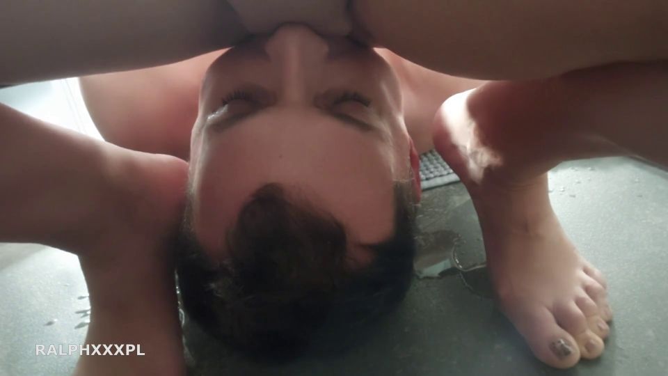 [K2S.CLUB] RalphXXXpl - Langer morgen, pissen in den mund des sklaven, menschlicher toiletten... - FullHD 1080P