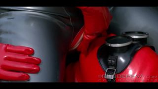 LatexRubberVideos006059-5