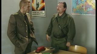 7126 Der Versaute General-8