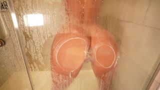 Young Babe Sliding On A Huge Dildo In The Shower  Amateur 1080p-1