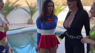 Ama Rio, Christina Carter, Remy Rune, Milana FullHD Mesmerized Marvels (Cosplay)-1