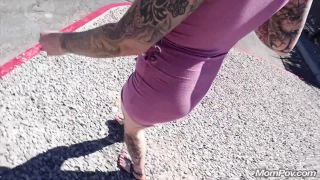 MomPov presents Richelle – Big titty tattoo MILF BTS – 09.05.2019 POV-5