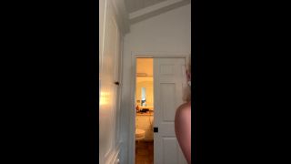Lindsey Pelas Seducing In a Live Stream Onlyfans (Amateur porn)-7