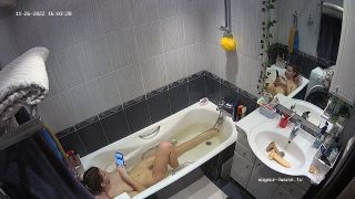 Flamy Nika 22 11 26 ariela bath 720p-0