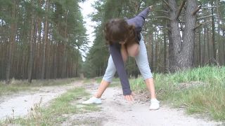 Milena Velba outdoorfit (mp4)-7