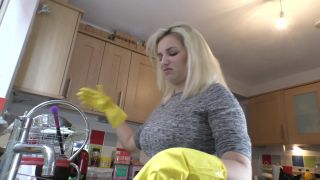 Bad Dolly – I Hate Washing Up POV-7