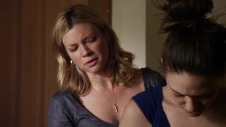 Emmy Rossum, Amy Smart – Shameless s01e11 (2011) HD 1080p!!!-5