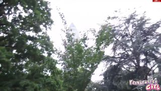 Frankfurter Girl - Öffentlicher Orgasmus mitten in Frankfurt 1080P - Mdh-1