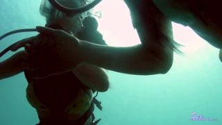 Online porn - SexUnderWater presents divegirls1 12k teens-0