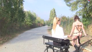 clip 44 DaisyDevbi – Ausfahrt auf dem Ponyhof - fetish - public femdom handcuffs-5