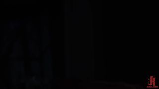 adult clip 29 KC - 103204 - Mr, brunette facial blowjob on blowjob porn -9