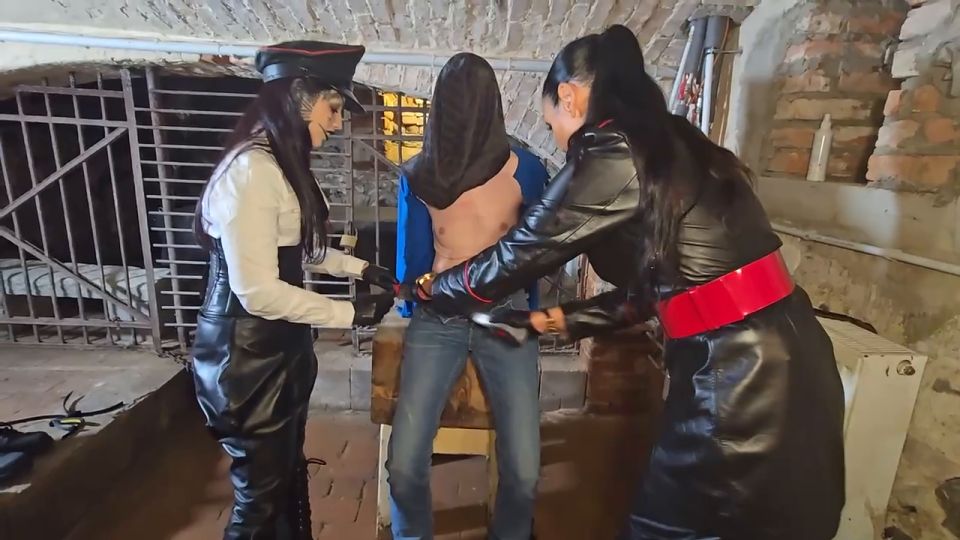 [K2S.CLUB] Mistress Lunatika - Hidden Torment Farm Part 1 - HD 720P