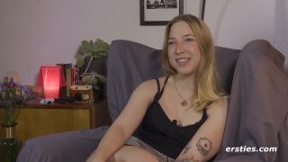 Ersties Leidenschaftliche Deutsche Blondine Befriedigt Sich Vor Kamera.-6