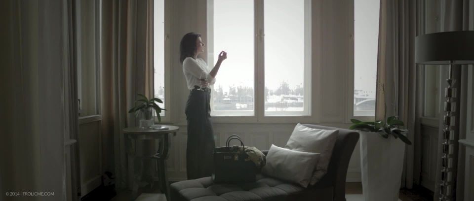 Frolicme - Karol Lilian & Celine Noiret - Voyeur - Erotic Voyeur Film Of Naughty Couple