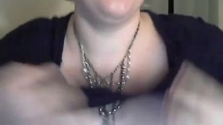 clip 29 Janna rubs one out on bbw big ass milf butt-0