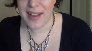 clip 29 Janna rubs one out on bbw big ass milf butt-1