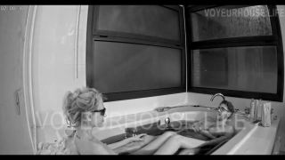 Reallifecam - Massimo And Nadiawith Sara Have Threesome Blowjob Feetjob In Jacuzzi 16.4.2024 720P - Amateur-6