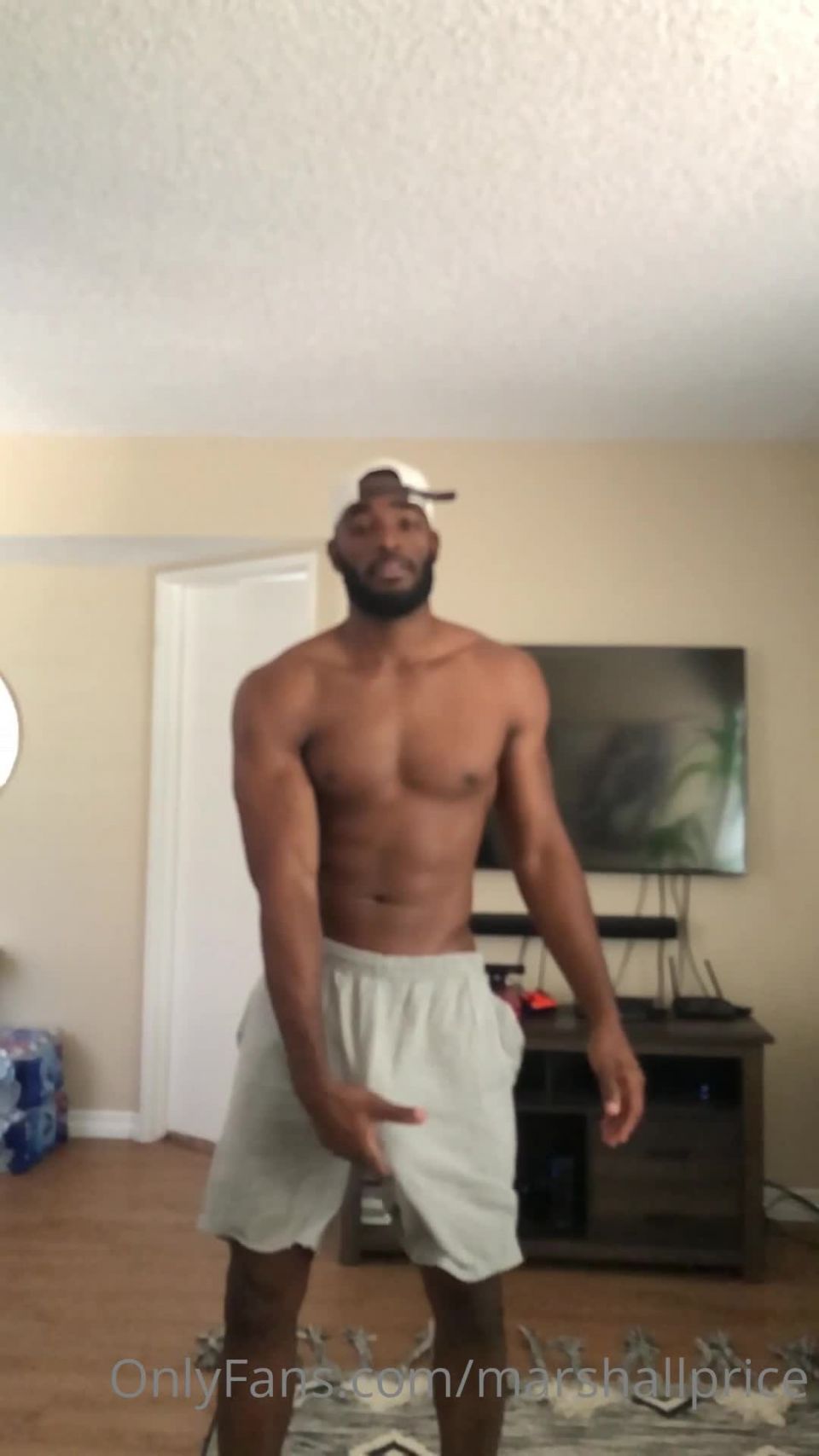 Marshall Price - officialgreysweatsking Officialgreysweatsking Grey sweats King in the building Watch til end for a surprise - 28-08-2020 - Onlyfans