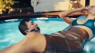 Ashtray slave in the pool.-6