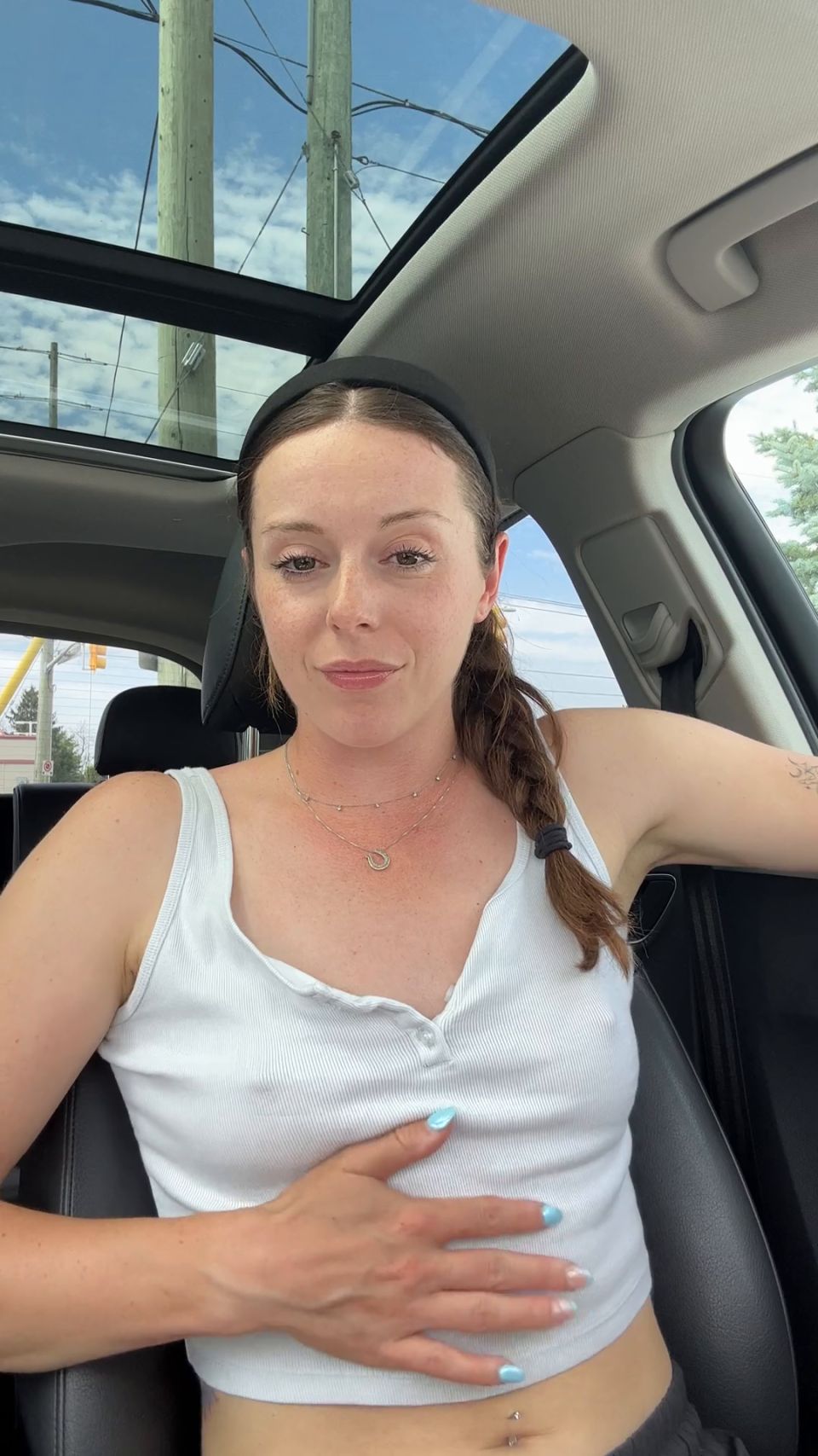 Nadia Foxx Trying out a cute new vibrator in a busy parking lot!