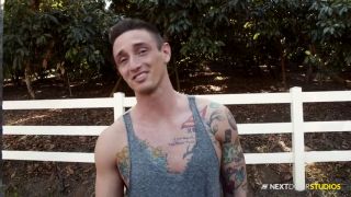 Hitchhiker Hot Gay Couple Fuck Muscle Hitchhiker-1
