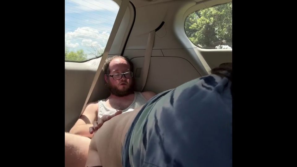 Wilde Rose - Wide Rose fucks in back of the van