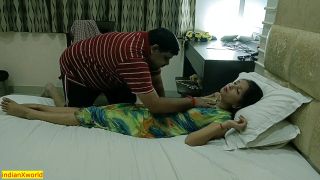 Middle aged neighbour fucking beautiful girl hindi reality sex.-2