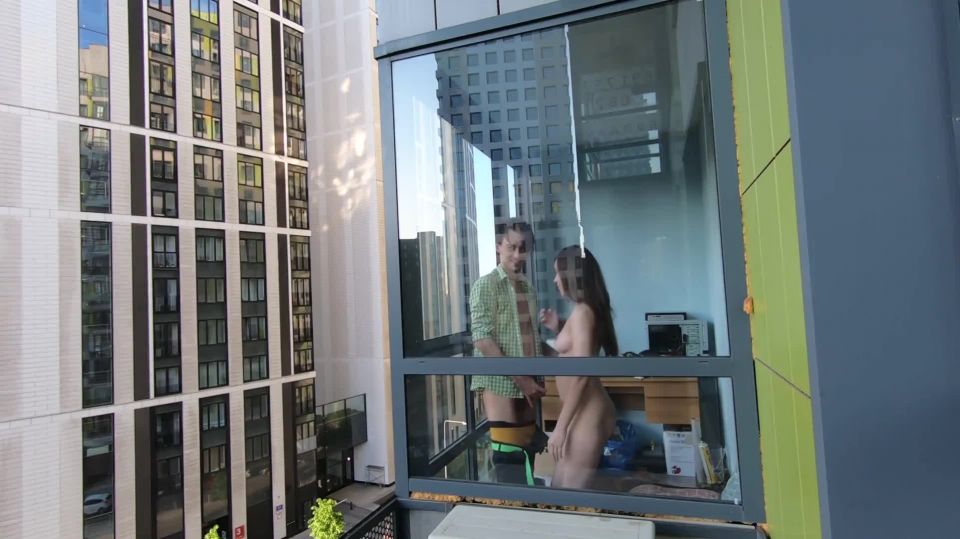 Spying on the Neighbors Public Sex on the Balconys - Public