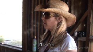 Holly Randall 5e8fd4d6a4ffe0bae2dc6 source-3