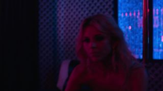 Riley Voelkel, Madeleine Wyda, Caitlin Hammond, Monica Raymund - Hightown s01e01 (2020) HD 1080p - (Celebrity porn)-8