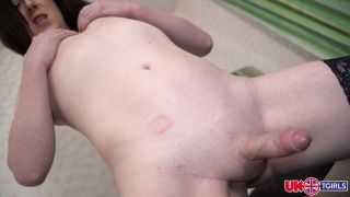 Stacey Summer / Pink Toy Fuck In Bed With Stacey! Quick V...-3