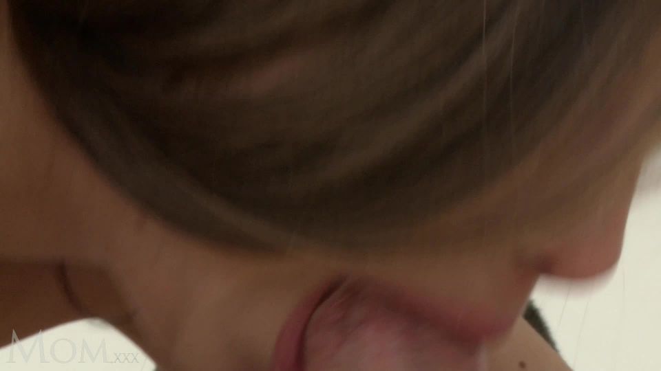 Connie I Love Lingerie (Hardcore porn)