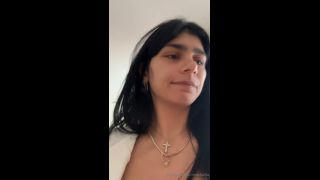 [K2S.CLUB] Mia Khalifa - Try on Dresses - FullHD 1080P-2