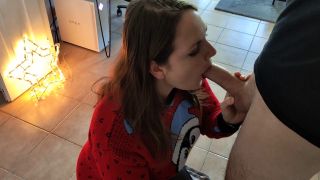 6264 Mother Christmas Is Back, And I Have A Gift For Her Throat-2