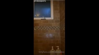 Lindsey Pelas lindsey pelas Lindsey Pelas Teases in Naughty St Patricks Day Livestream Leak Video-8